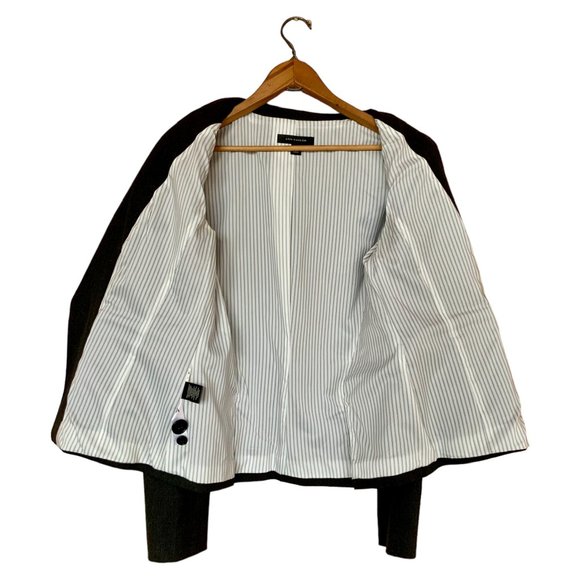 Ann Taylor - Notched One Button Blazer in Seasonless Stretch \ Size 2 - Picture 4 of 7